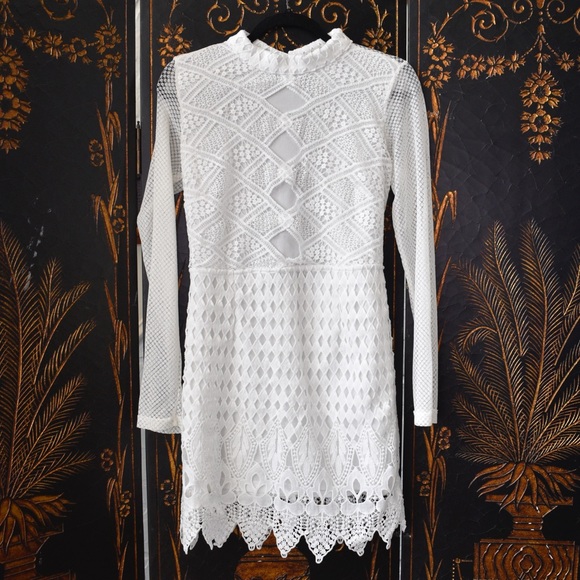 Charlotte Russe Dresses & Skirts - Long Sleeve Dress